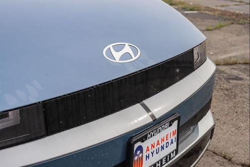 2026 Hyundai IONIQ 5 SE