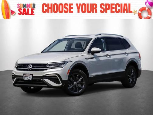 Opal White Pearl 2023 Volkswagen Tiguan 2.0T SE