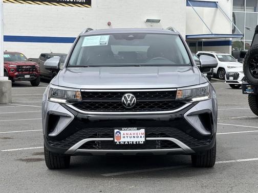 2024 Volkswagen Taos 1.5T SE