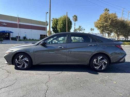 2025 Hyundai ELANTRA Sport