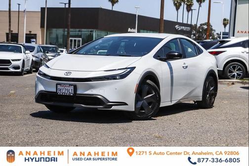 Wind Chill Pearl 2025 Toyota Prius LE