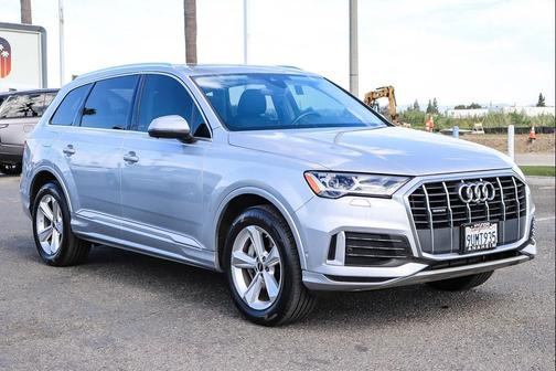 2022 Audi Q7 45 Premium
