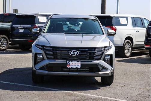 Silver 2026 Hyundai TUCSON SE