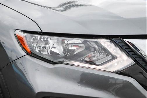 Gun Metallic 2020 Nissan Rogue SV