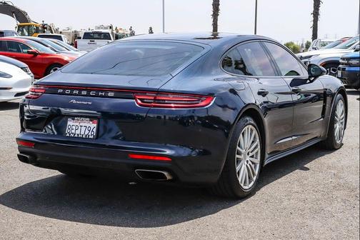 Blue 2017 Porsche Panamera 4