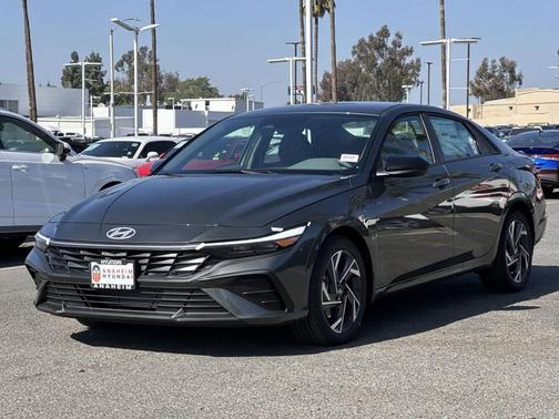 2025 Hyundai ELANTRA Sport