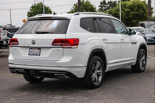 Pure White 2019 Volkswagen Atlas 3.6L SEL