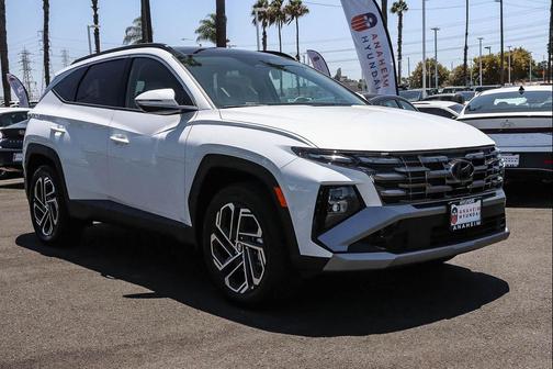 Creamy White Pearl 2026 Hyundai TUCSON Plug-In Hybrid Limited