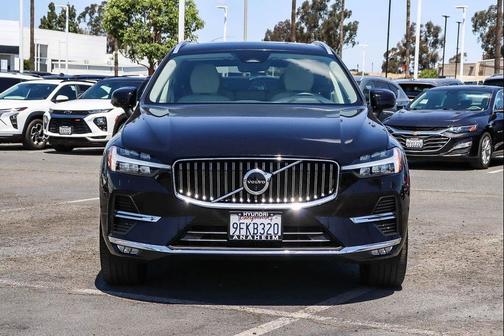 Black 2023 Volvo XC60 B5 Plus Bright Theme
