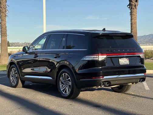 2023 Lincoln Aviator Livery