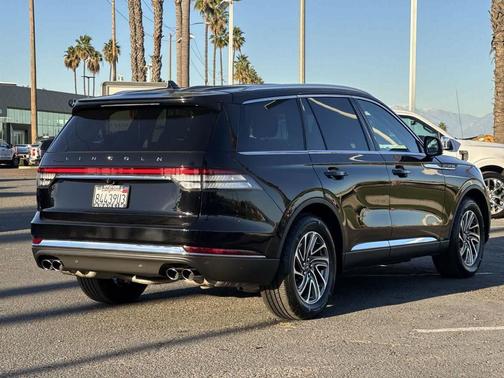 2023 Lincoln Aviator Livery