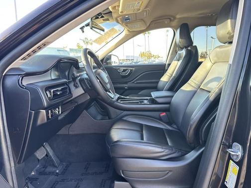 2023 Lincoln Aviator Livery