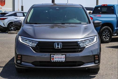 Modern Steel Metallic 2023 Honda Odyssey Touring