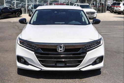 Platinum White Pearl 2021 Honda Accord Sport SE 1.5T