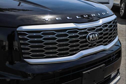 Ebony Black 2021 Kia Telluride SX