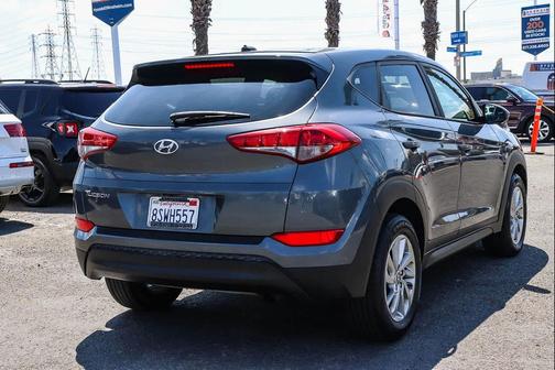 Coliseum Gray 2017 Hyundai TUCSON SE