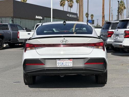 2025 Hyundai ELANTRA Sport