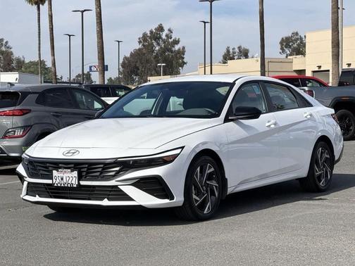 2025 Hyundai ELANTRA Sport