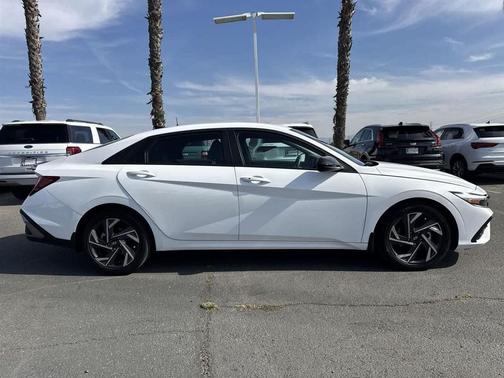 2025 Hyundai ELANTRA Sport