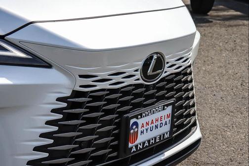 Eminent White Pearl 2023 Lexus RX 350 Premium Plus