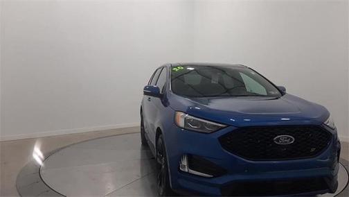 Photo 3 of 32 of 2020 Ford Edge ST