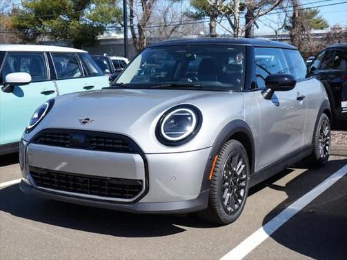 2025 MINI Hardtop Cooper