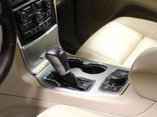 Bright White Clearcoat 2019 Jeep Grand Cherokee Limited