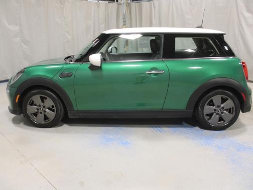 2023 MINI Hardtop Cooper