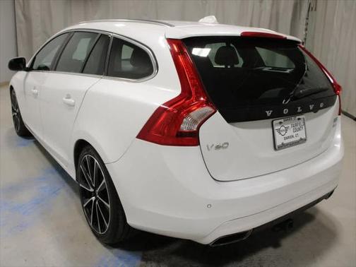 2017 Volvo V60 T5 Premier