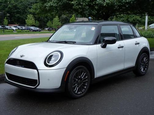 2025 MINI Hardtop Cooper