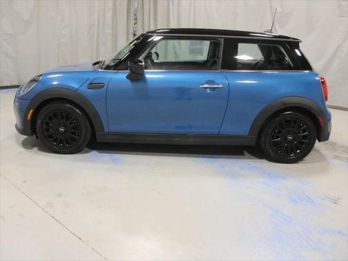 2023 MINI Hardtop Cooper