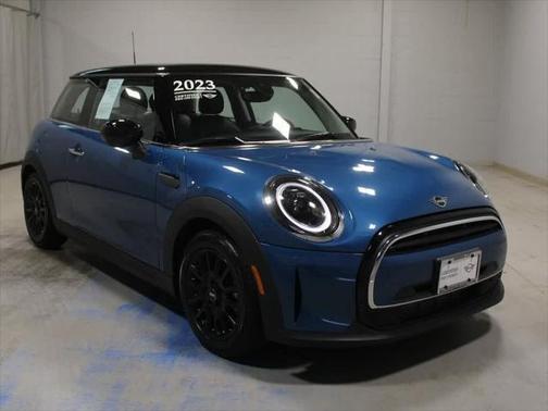 2023 MINI Hardtop Cooper