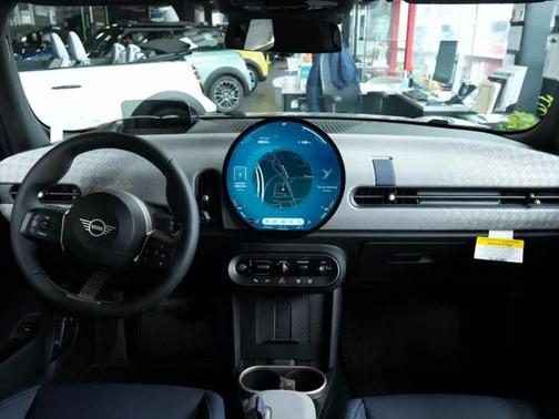 2025 MINI Hardtop Cooper