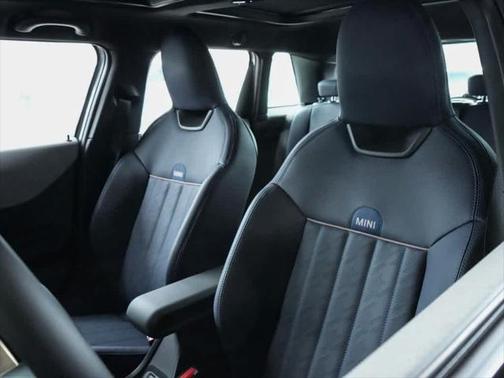 2025 MINI Hardtop Cooper