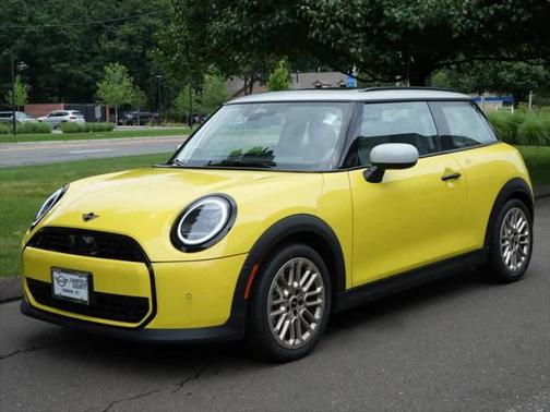 2025 MINI Hardtop Cooper