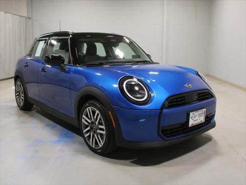 2025 MINI Hardtop Cooper