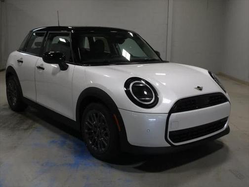 2025 MINI Hardtop Cooper