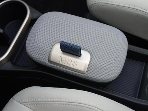 Ocean Wave Green Metallic 2026 MINI Convertible Cooper S