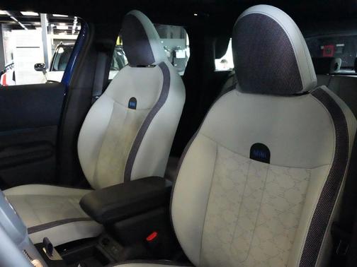 Blazing Blue Metallic 2026 MINI Countryman Oxford Edition