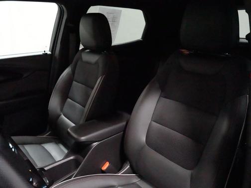 Crimson Metallic 2022 Chevrolet Trailblazer RS