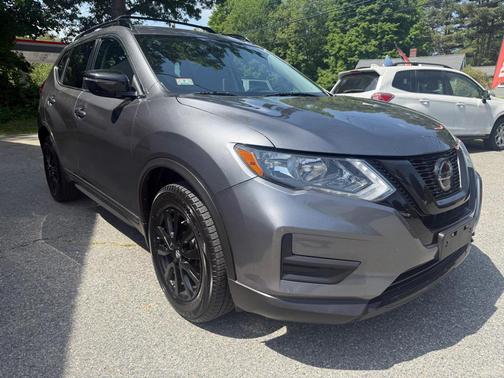 Gun Metallic 2018 Nissan Rogue SV