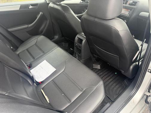 2014 Volkswagen Jetta Auto SE w/Connectivity