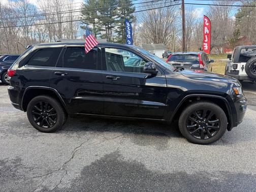 2019 Jeep Grand Cherokee Altitude