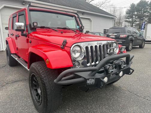 2016 Jeep Wrangler Unlimited Sahara