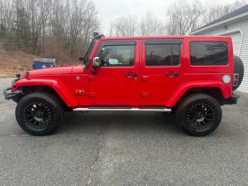 2016 Jeep Wrangler Unlimited Sahara