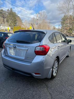 2016 Subaru Impreza 2.0i Premium