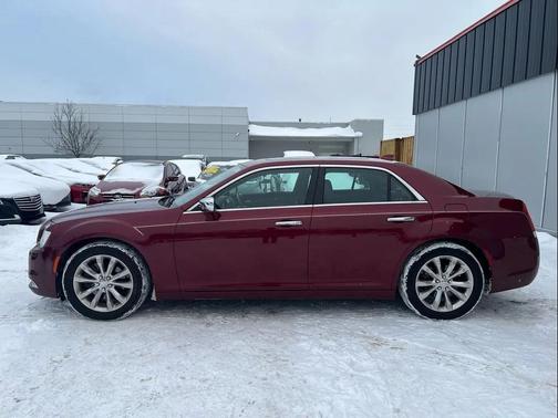 2017 Chrysler 300C Base