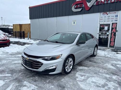 2021 Chevrolet Malibu FWD LT