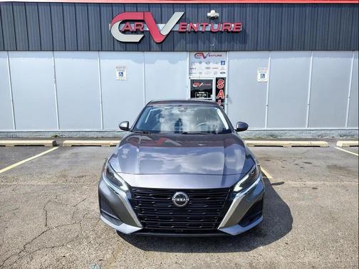 Gray 2023 Nissan Altima SV FWD