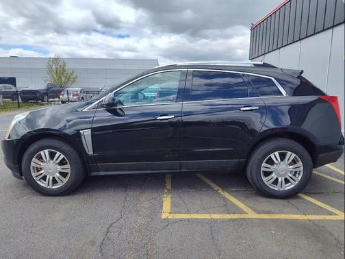 Black 2014 Cadillac SRX Luxury Collection